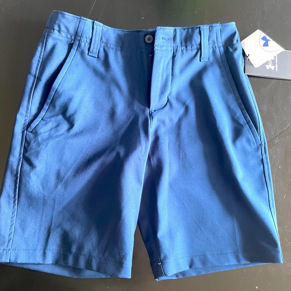 Boys UA Boys Golf Shorts - NWT - Youth Small